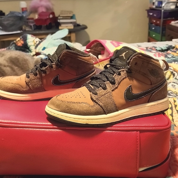 Jordan 1 Mid SE Dark Chocolate - Picture 10 of 10